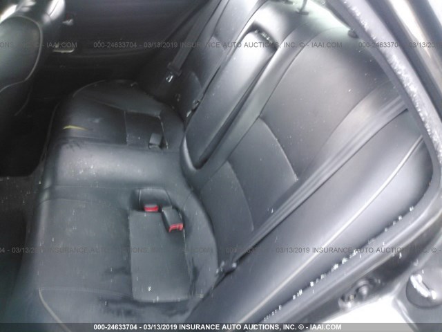 JTHBD192940090406 - 2004 LEXUS IS 300 GRAY photo 8