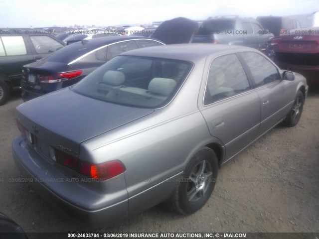 4T1BG22K2YU658191 - 2000 TOYOTA CAMRY CE/LE/XLE BEIGE photo 4