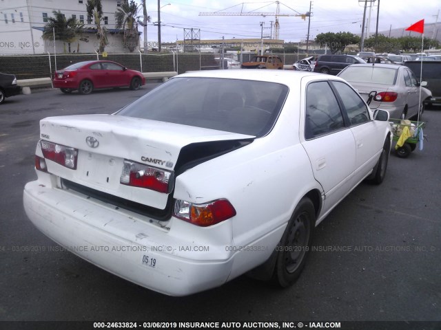 JT2BG22K310585505 - 2001 TOYOTA CAMRY CE/LE/XLE WHITE photo 4