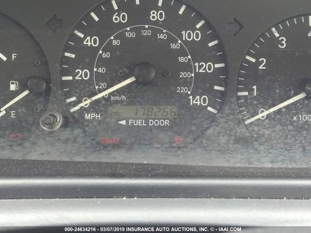 4T1BF22K51U959515 - 2001 TOYOTA CAMRY LE/XLE 银色 照片 7