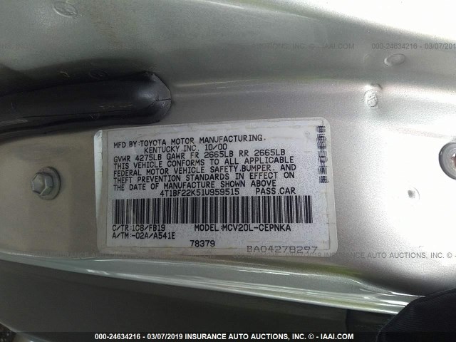 4T1BF22K51U959515 - 2001 TOYOTA CAMRY LE/XLE 银色 照片 9