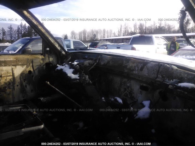 3B7KF2364YG135461 - 2000 DODGE RAM 2500 GRAY photo 5