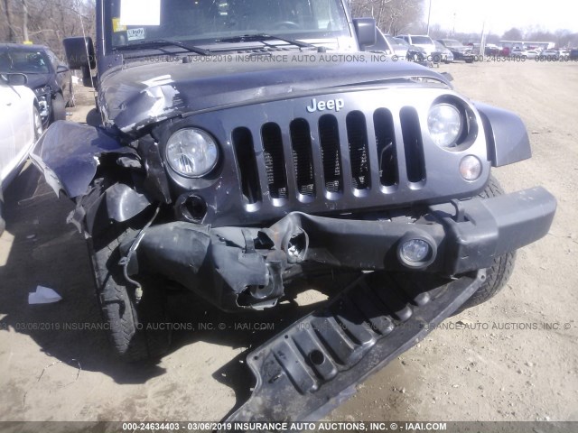 1C4BJWEG5EL297349 - 2014 JEEP WRANGLER UNLIMITE SAHARA GRAY photo 6