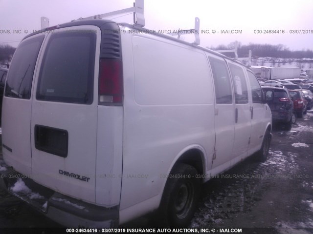 1GCFG15W9Y1124086 - 2000 CHEVROLET EXPRESS G1500  WHITE photo 4