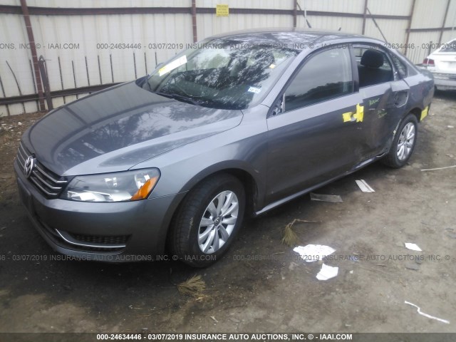 1VWAH7A31DC055265 - 2013 VOLKSWAGEN PASSAT S GRAY photo 2