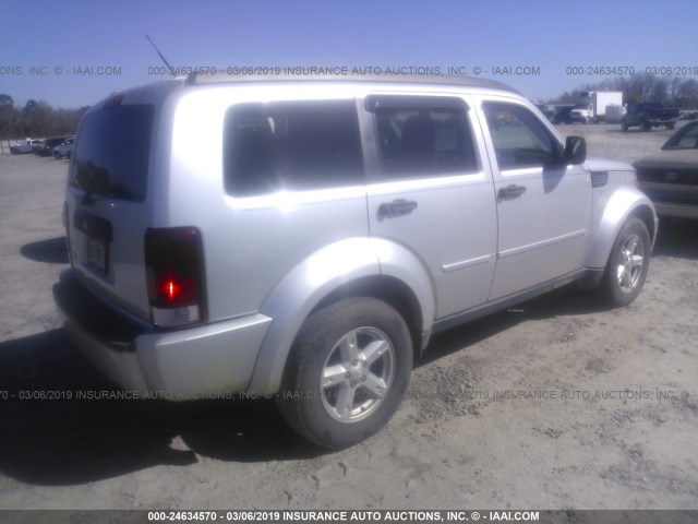 1D8GT28K77W733095 - 2007 DODGE NITRO SXT SILVER photo 4