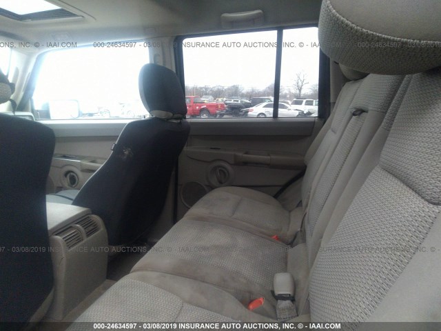 1J8HG48NX6C245314 - 2006 JEEP COMMANDER RED photo 8