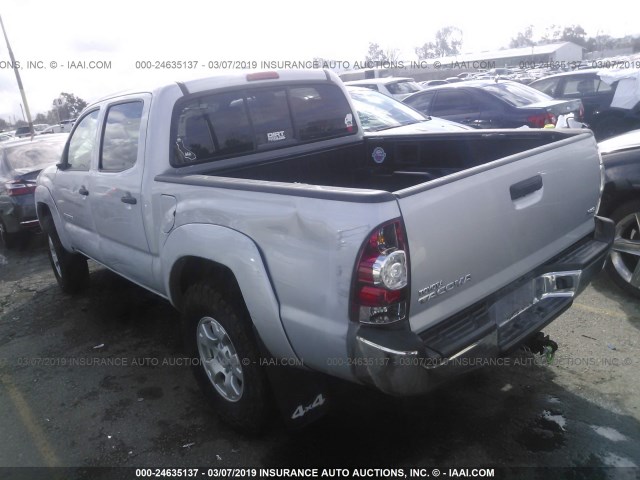 3TMLU4EN9BM065362 - 2011 TOYOTA TACOMA DOUBLE CAB 银色 照片 3