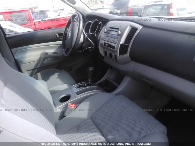 3TMLU4EN9BM065362 - 2011 TOYOTA TACOMA DOUBLE CAB 银色 照片 5