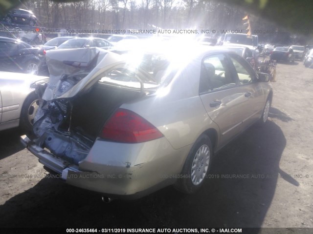 1HGCM56107A102418 - 2007 HONDA ACCORD VALUE GOLD photo 4