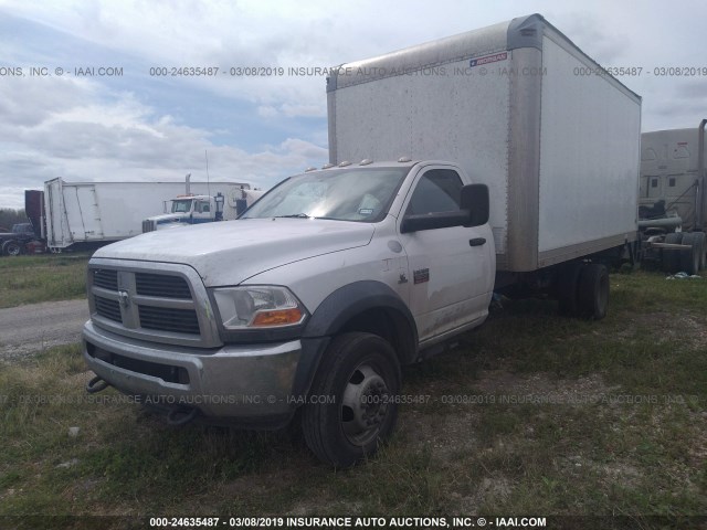 3C7WDMDL3CG115124 - 2012 DODGE RAM 5500 ST/SLT WHITE photo 2