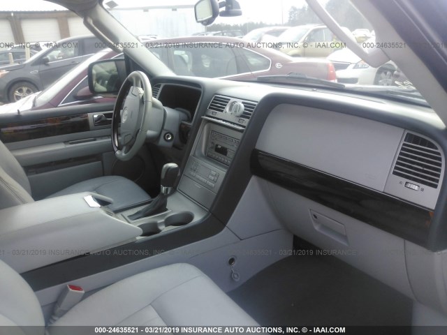 5LMFU28R54LJ05028 - 2004 LINCOLN NAVIGATOR 蓝色 照片 5