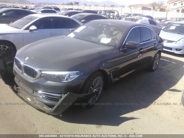 WBAJA9C59JB034602 - 2018 BMW 530E BLACK photo 2