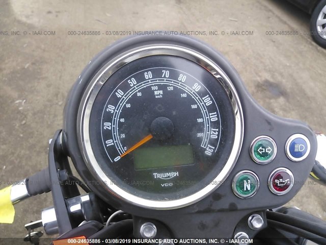 SMT900K16FT679679 - 2015 TRIUMPH MOTORCYCLE BONNEVILLE SILVER photo 7