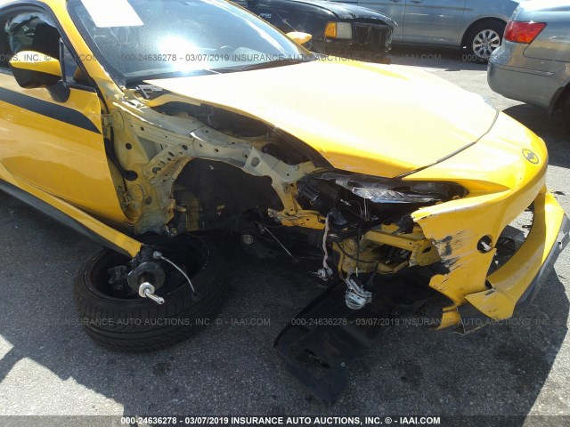 JF1ZNAA13F9706069 - 2015 TOYOTA SCION FR-S YELLOW photo 6