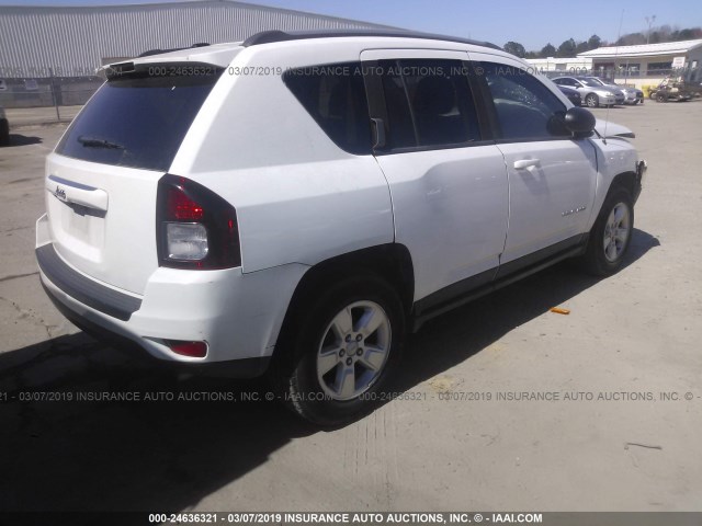 1C4NJCBB8GD590146 - 2016 JEEP COMPASS SPORT WHITE photo 4