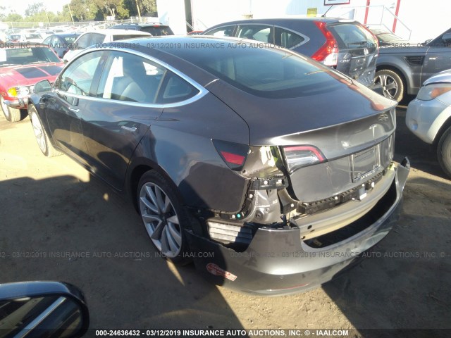 5YJ3E1EA8JF060603 - 2018 TESLA MODEL 3 GRAY photo 3