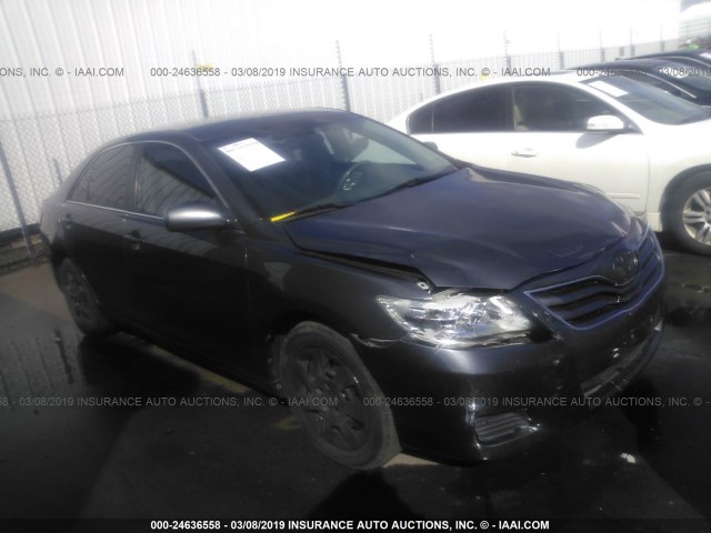 4T1BF3EK2AU008576 - 2010 TOYOTA CAMRY SE/LE/XLE GRAY photo 1