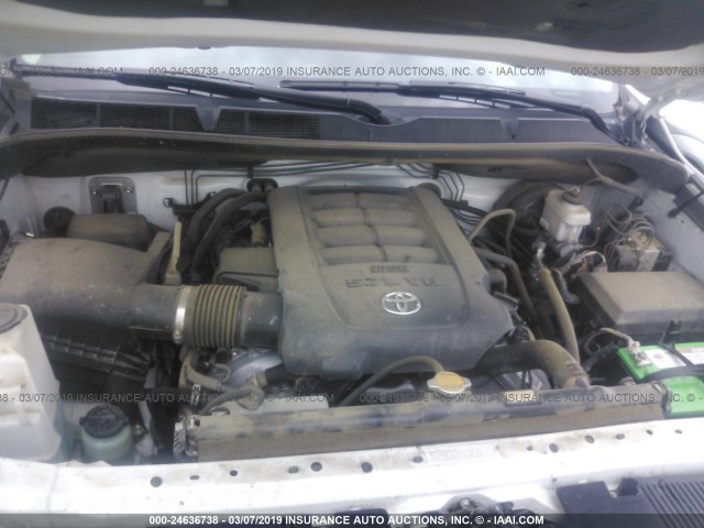 5TFAY5F15HX658037 - 2017 TOYOTA TUNDRA CREWMAX 1794/PLATINUM 白色 照片 10