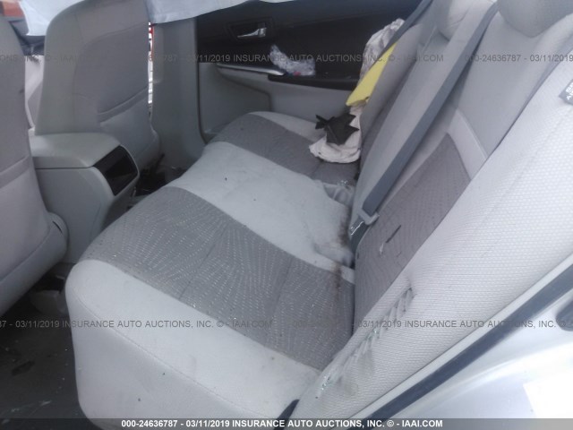 4T1BD1FK6CU027661 - 2012 TOYOTA CAMRY HYBRID/LE/XLE 银色 照片 8