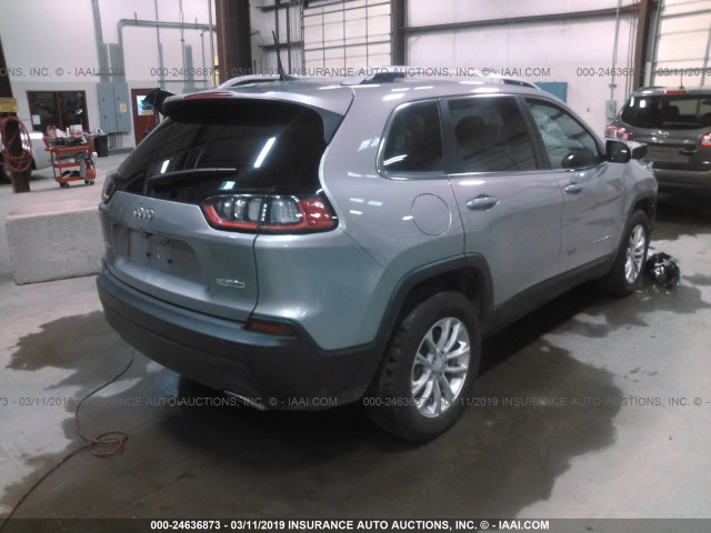 1C4PJMCXXKD113591 - 2019 JEEP CHEROKEE LATITUDE SILVER photo 4