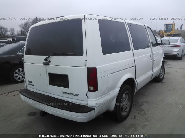 1GNDM19X13B125813 - 2003 CHEVROLET ASTRO WHITE photo 4