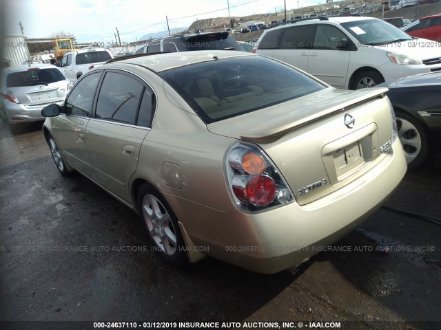 1N4BL11E52C140519 - 2002 NISSAN ALTIMA SE GOLD photo 3