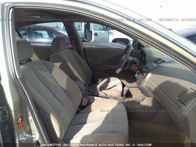 1N4BL11E52C140519 - 2002 NISSAN ALTIMA SE GOLD photo 5