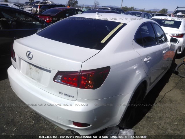 JTHBK262995095227 - 2009 LEXUS IS 250 WHITE photo 4