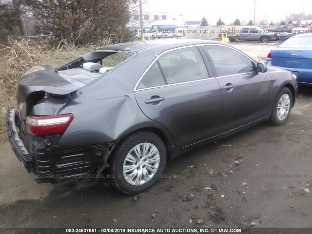 4T1BE46K47U630922 - 2007 TOYOTA CAMRY NEW GENERAT CE/LE/XLE/SE GRAY photo 4