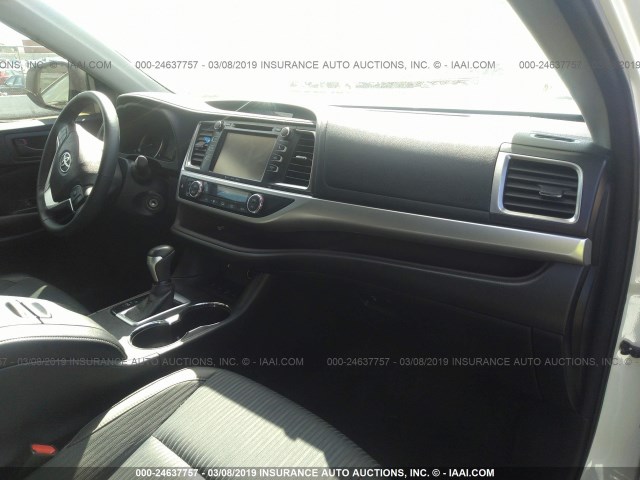 5TDBKRFH9GS307436 - 2016 TOYOTA HIGHLANDER LE/LE PLUS WHITE photo 5