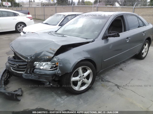 5NPEU4AC7AH655643 - 2010 HYUNDAI SONATA SE/LIMITED GRAY photo 2