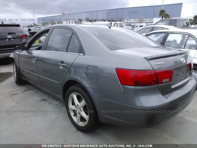 5NPEU4AC7AH655643 - 2010 HYUNDAI SONATA SE/LIMITED GRAY photo 3