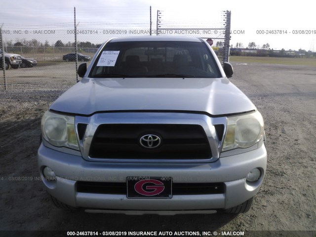 5TEJU62N18Z520482 - 2008 TOYOTA TACOMA DOUBLE CAB PRERUNNER SILVER photo 6