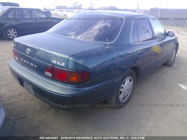 JT2BF12KXT0175770 - 1996 TOYOTA CAMRY LE/XLE/SE GREEN photo 4