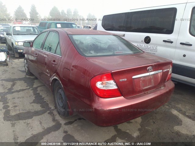 4T1BE32K52U059286 - 2002 TOYOTA CAMRY LE/XLE/SE RED photo 3