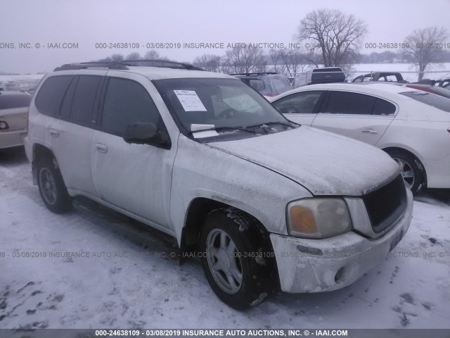 1GKDT13S322177245 - 2002 GMC ENVOY WHITE photo 1