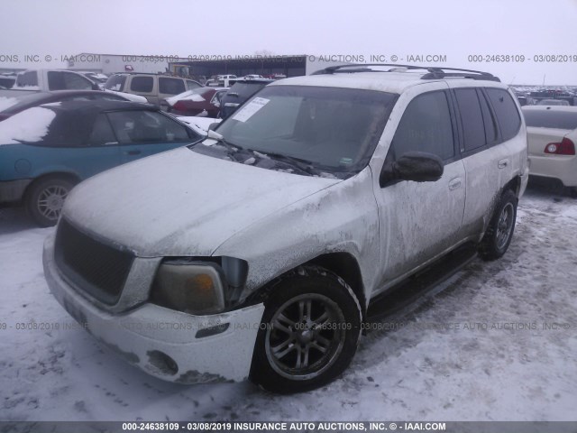 1GKDT13S322177245 - 2002 GMC ENVOY WHITE photo 2