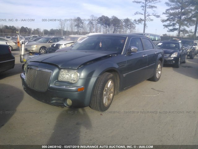 2C3KA63H26H291040 - 2006 CHRYSLER 300C GREEN photo 2