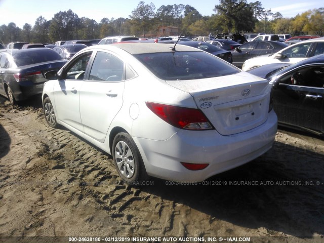 KMHCT4AE1HU176092 - 2017 HYUNDAI ACCENT SE WHITE photo 3