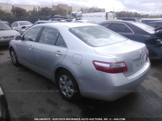 4T1BE46K58U212774 - 2008 TOYOTA CAMRY CE/LE/XLE/SE 银色 照片 3