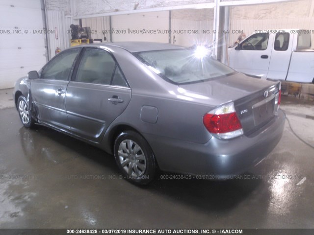 4T1BE30K36U710682 - 2006 TOYOTA CAMRY LE/XLE/SE GRAY photo 3