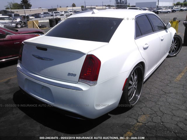 2C3CCAAG7FH904099 - 2015 CHRYSLER 300 LIMITED WHITE photo 4