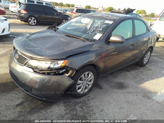 KNAFU4A23D5705449 - 2013 KIA FORTE EX GRAY photo 2