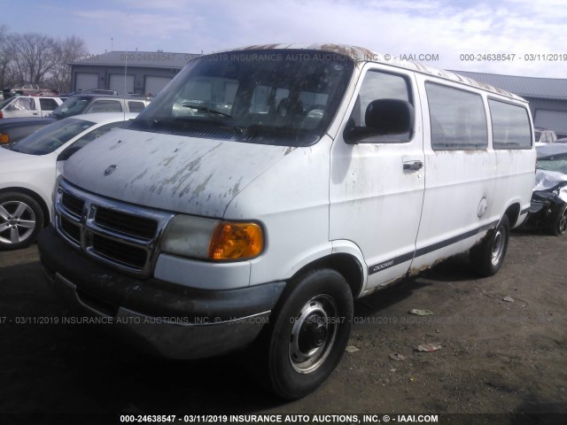 2B5WB25Z72K108276 - 2002 DODGE RAM WAGON B2500 WHITE photo 2