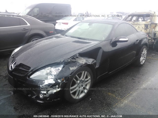 WDBWK54F08F189224 - 2008 MERCEDES-BENZ SLK 280 BLACK photo 2