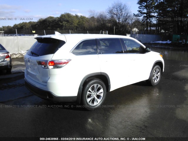 5TDBKRFH5GS261815 - 2016 TOYOTA HIGHLANDER LE/LE PLUS WHITE photo 4