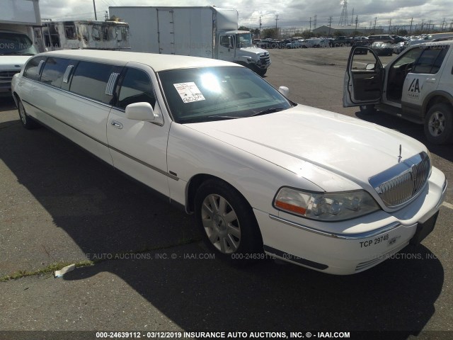 1L1FM81W43Y600572 - 2003 LINCOLN TOWN CAR EXECUTIVE WHITE photo 1