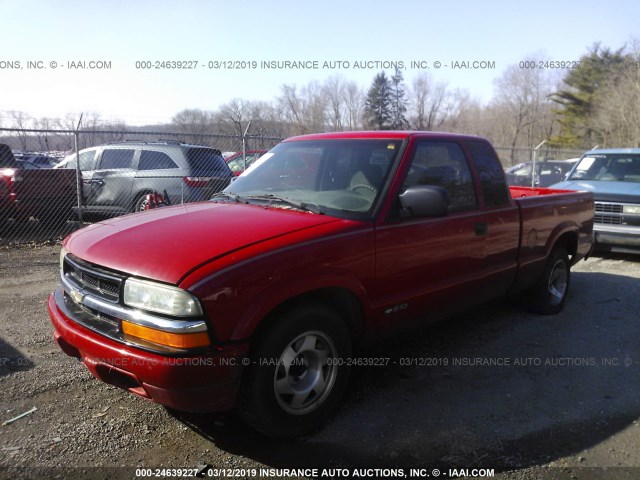 1GCCS1942X8141151 - 1999 CHEVROLET S TRUCK S10 RED photo 2