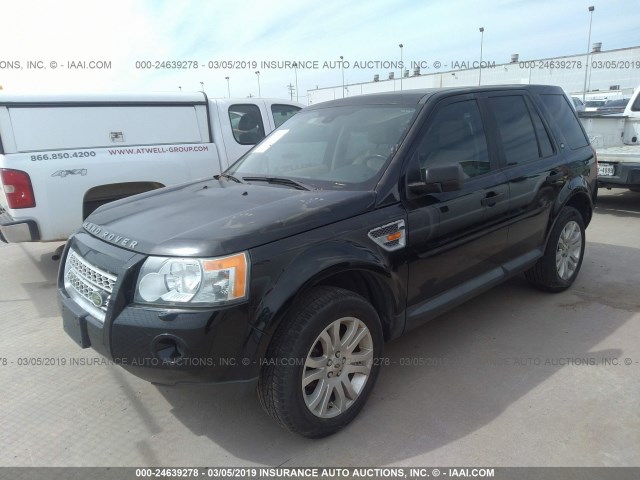 SALFP24N98H037917 - 2008 LAND ROVER LR2 SE BLACK photo 2